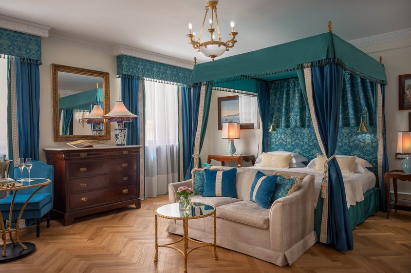 Junior Suite - Bedroom