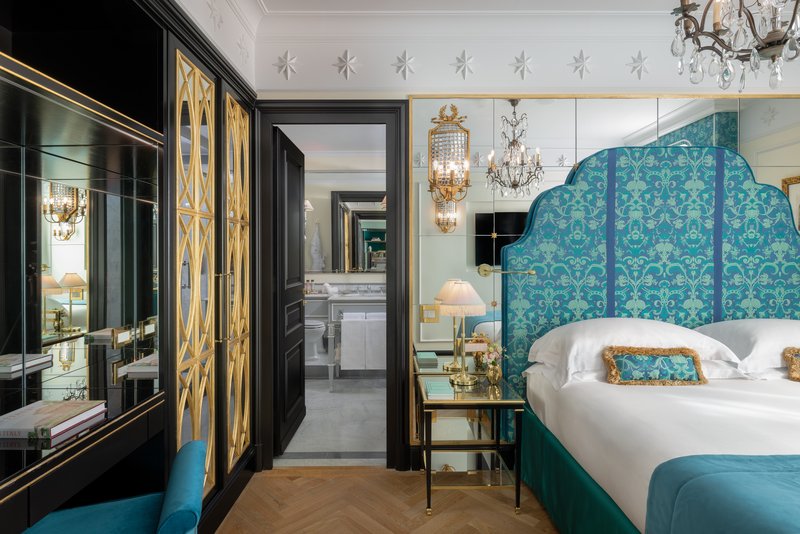Suite - Bedroom