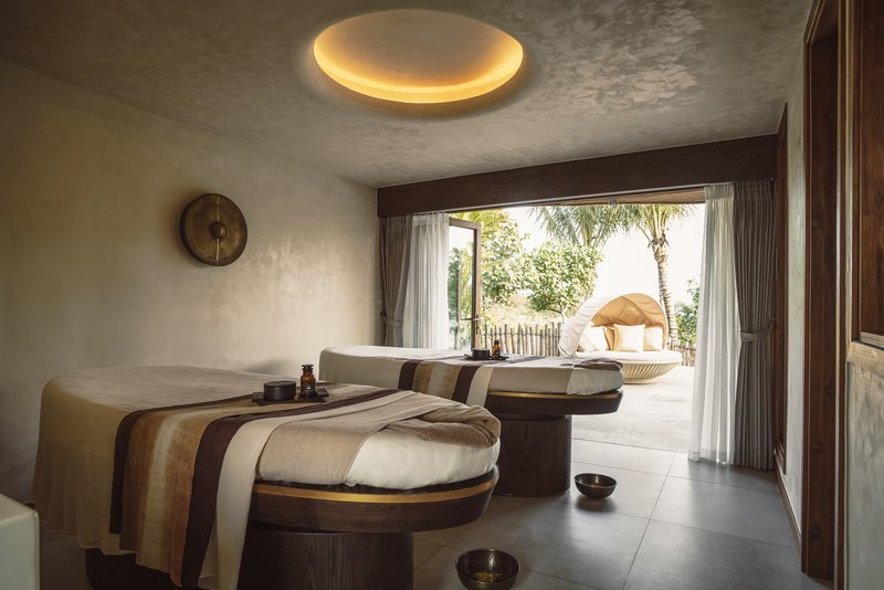 Honeymoon Villa Spa Namia River Retreat SLH