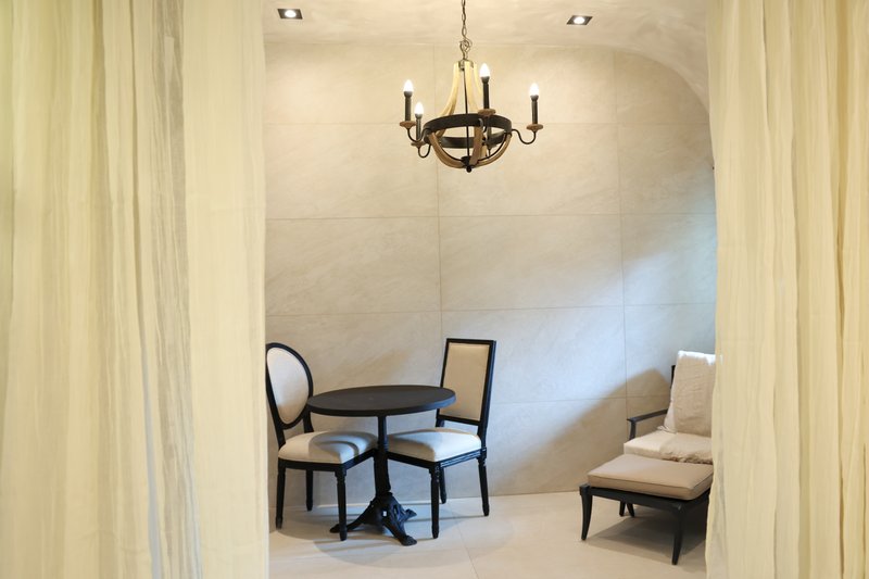 La Petite Suite - Indoor Veranda
