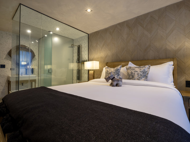Mediterranean Suite - Bedroom