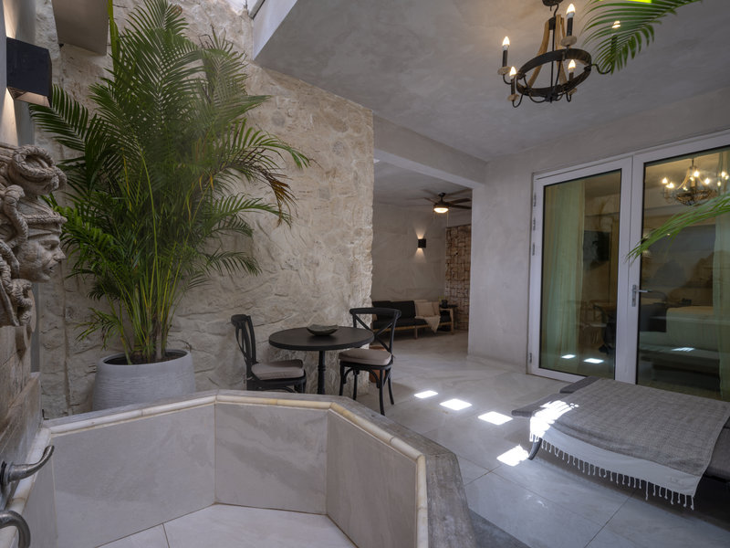 GRAN CRU HONEYMOON SUITE - PRIVATE VERANDA