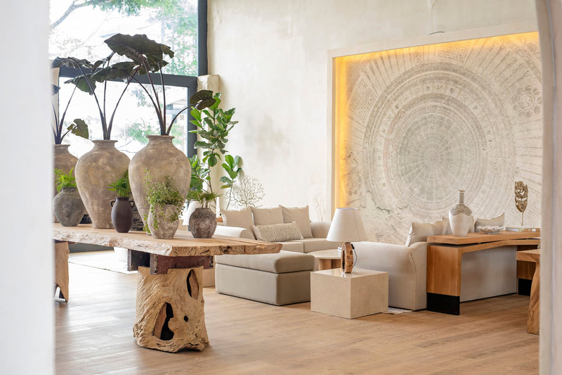 Santosha Lobby