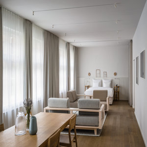 Garden Suite - Living Area