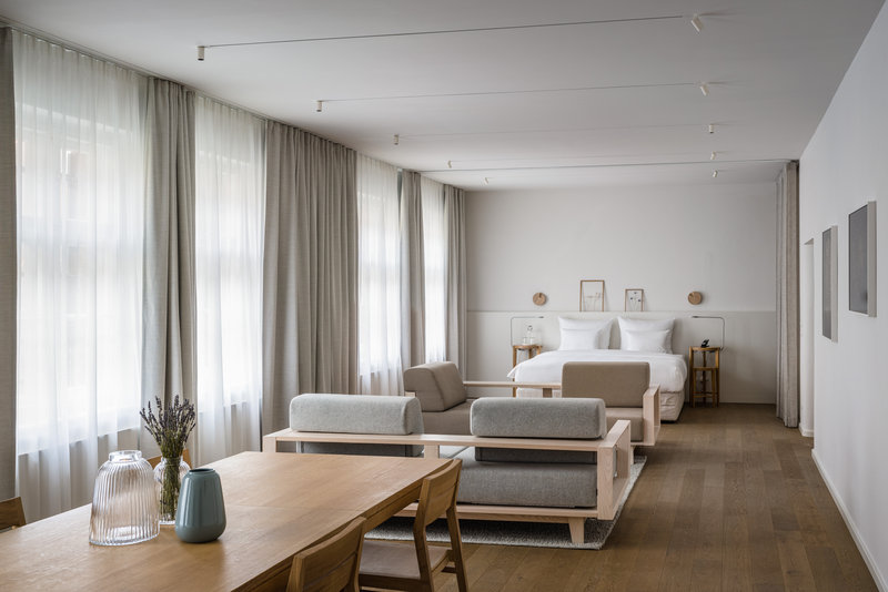 Garden Suite - Living Area