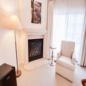 King Garden Suite - Living Area