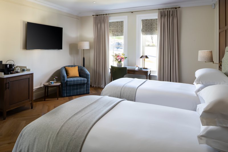 Garden/Courtyard Twin Suite - Bedroom
