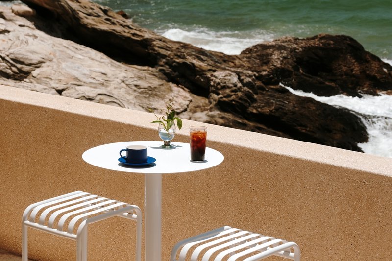 Healer Cafe