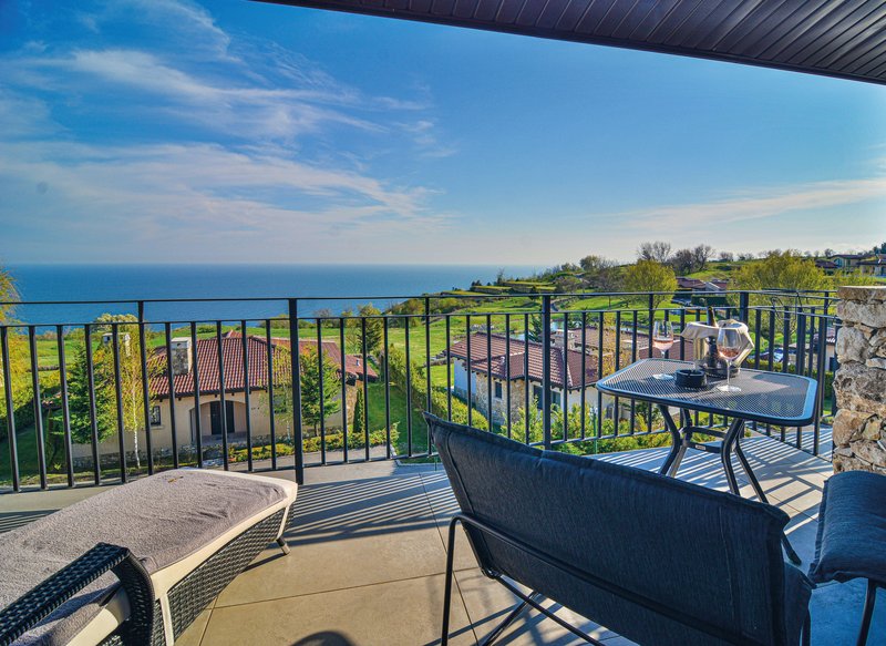 Deluxe Double/Twin Sea View - Balcony