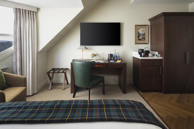 Signature - Bedroom