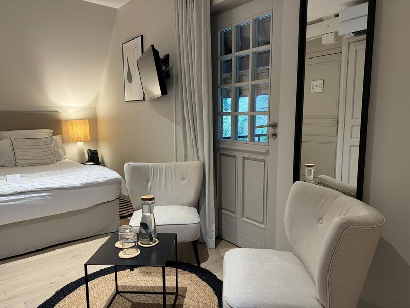 Classic Room - Bedroom