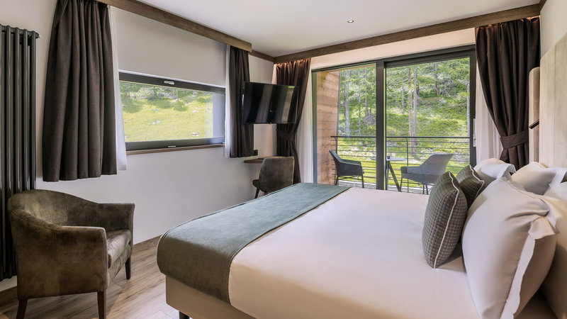 Superior - Bedroom