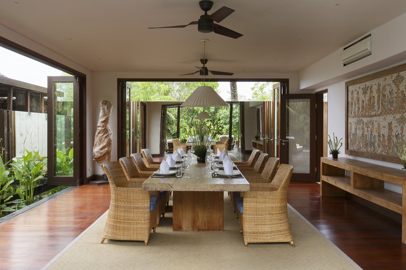 Chintamani Villa - Dining Room
