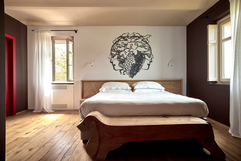 Deluxe - Bedroom