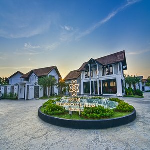 Spa Club House