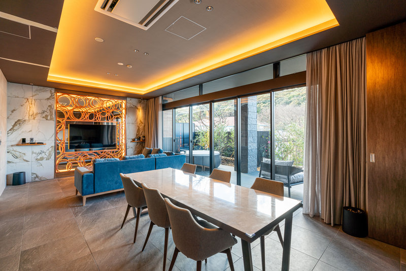 Giraffe 1st Floor - Dining Area