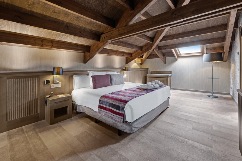 Attic Suite - Bedroom