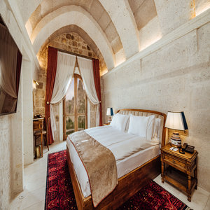 Stone Arched Luxury Suite - Bedroom