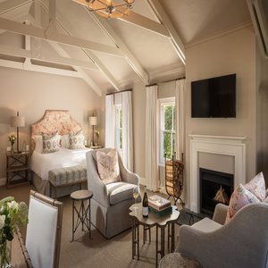 Grande Room - Bedroom & Living Area