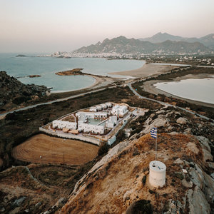 Laguna Coast Resort