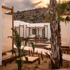 Laguna Coast Resort