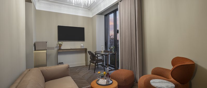 Chinar Suite - Living Area