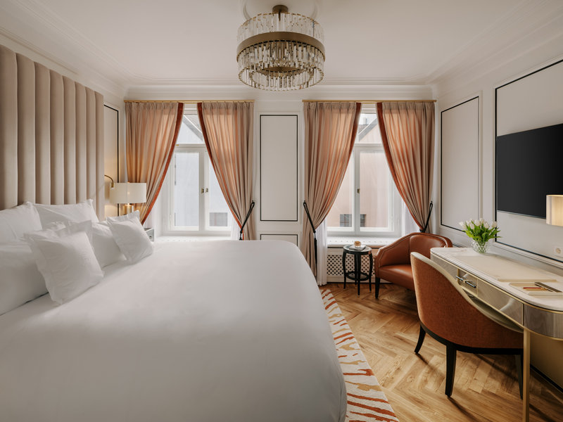 Deluxe Room - Bedroom