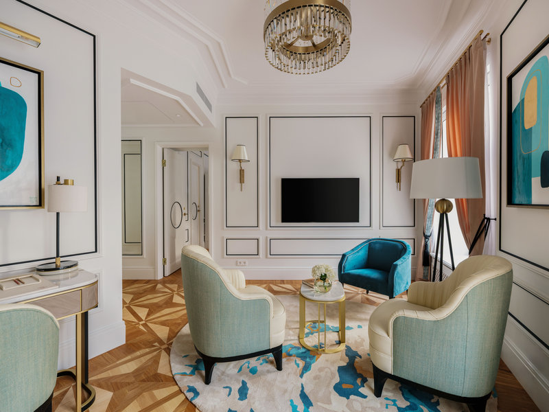 Junior Suite - Living Area