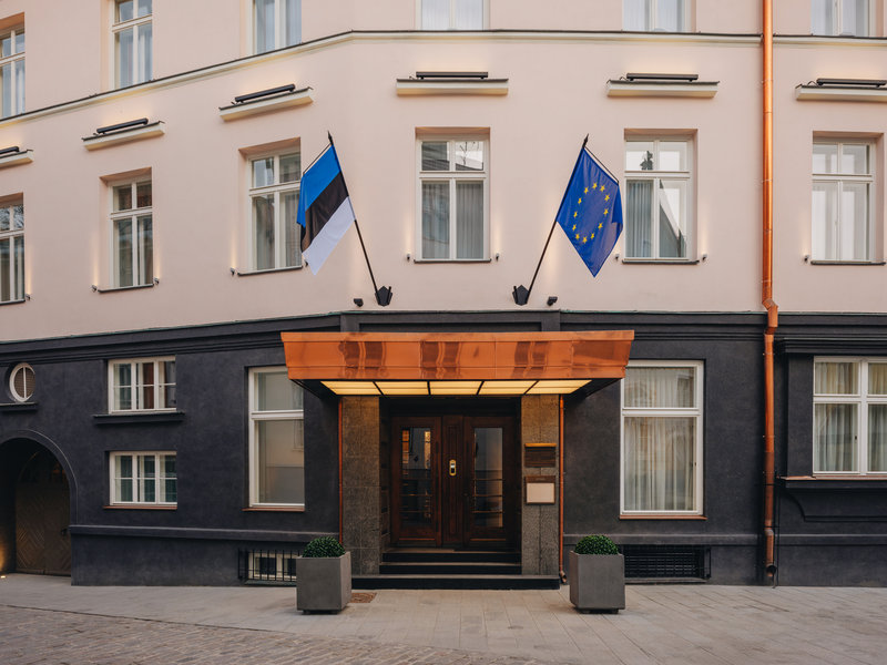 Burman Facade Door