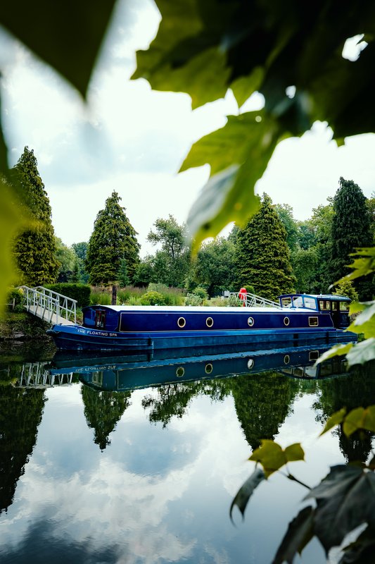 The Floating Spa