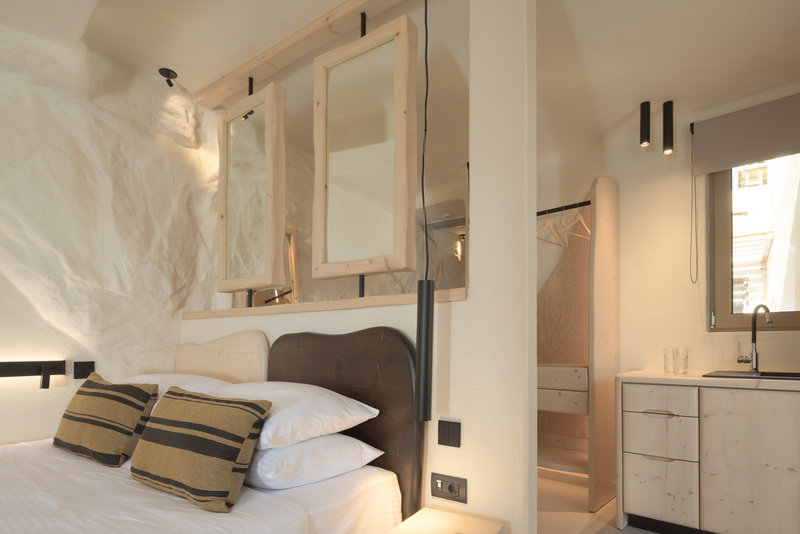 Junior Suite Hot Tub access
