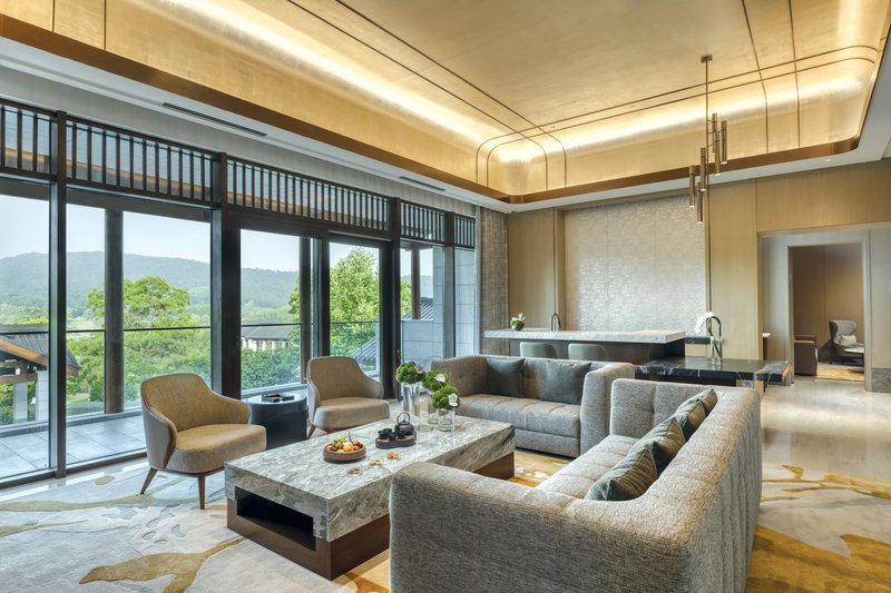Ziyun Prestige Three Room Villa - Living Area