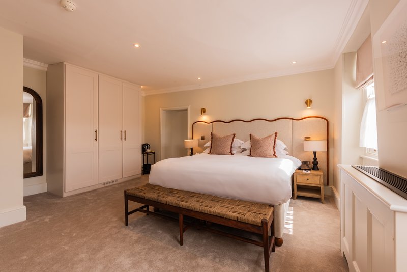 Suite - Bedroom