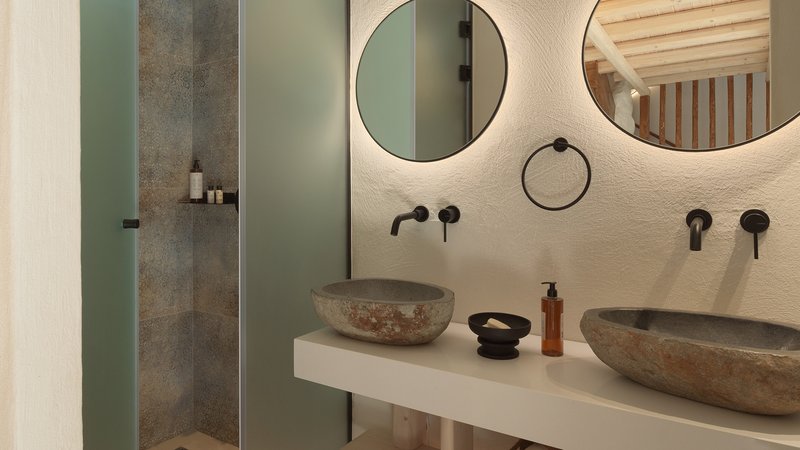 Split Level Suite with Hot Tub - Bathroom