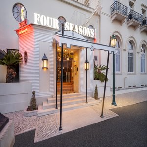 Hotel Palacio Grill Four Seasons