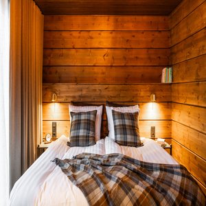 Log Suite - Bedroom