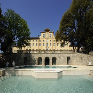 Pool facade