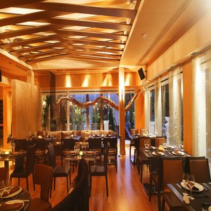 Theoxenia Palace - Bar Restaurant