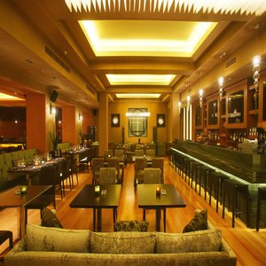 Theoxenia Palace - Bar Restaurant