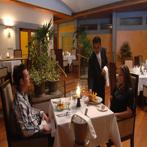 Fine Dining At Pavilions Restaurant