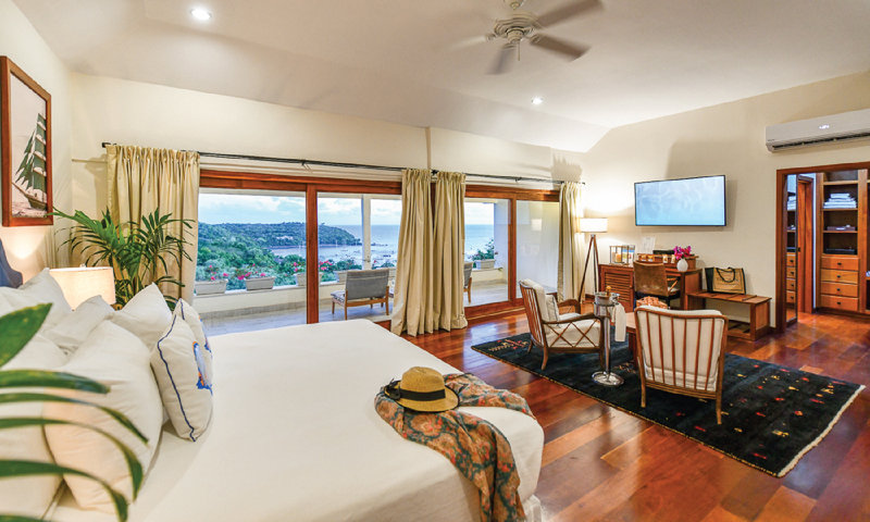 Hill Side Suite Lounge