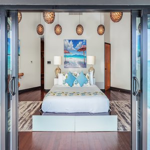 Ocean 5 - Bedroom