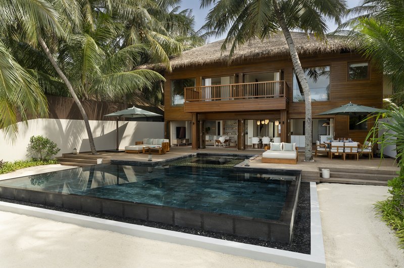 Two Bedroom Beach House with Pool