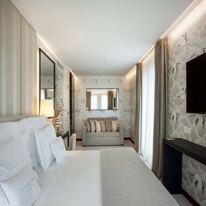 Deluxe Junior Suite