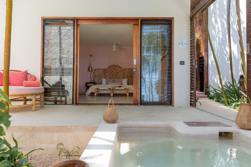 Partial Sea View Room With Plunge Pool