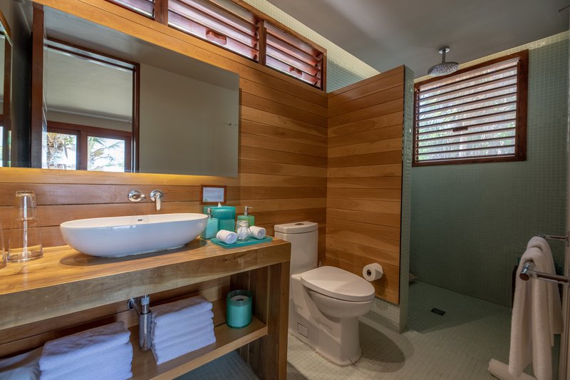 Partial Sea View Room Bathroom