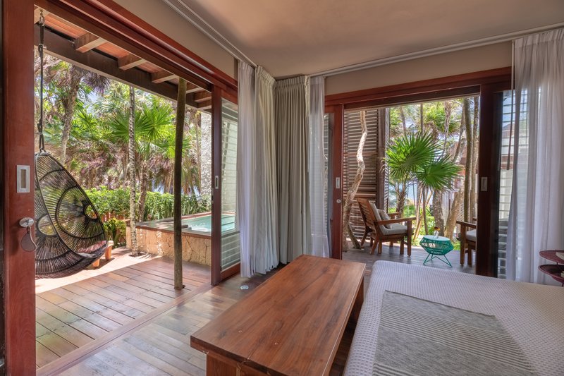 Jungle View Room With Plunge Pool Interior