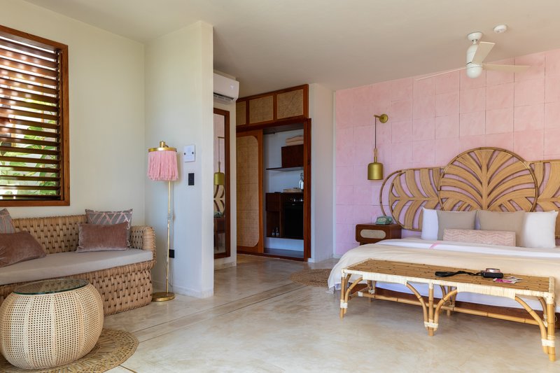 Partial Sea View Room With Plunge Pool