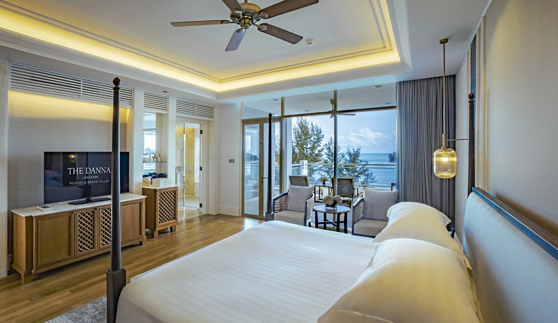 Grand Viceroy Sea View