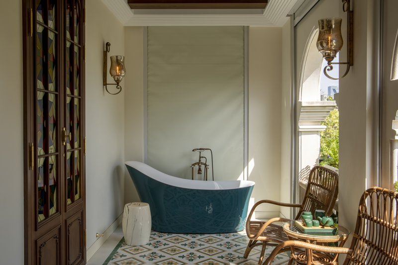 Premium View King Room - Bathtub